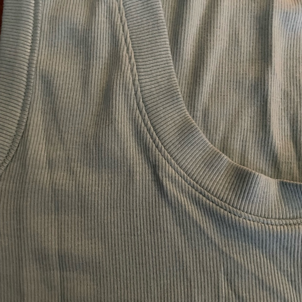 New top - Picture 4 of 4